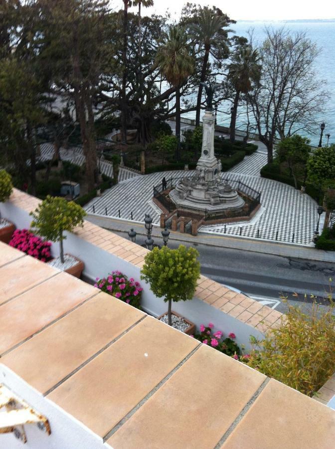 Calderon De La Barca Apartment กาดิซ ภายนอก รูปภาพ